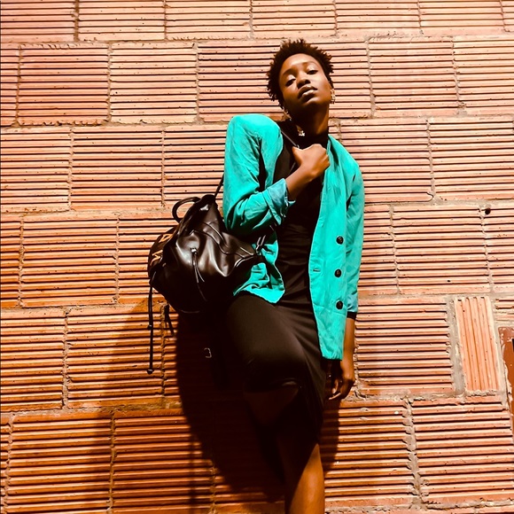 Sold - Picture 3 of 6